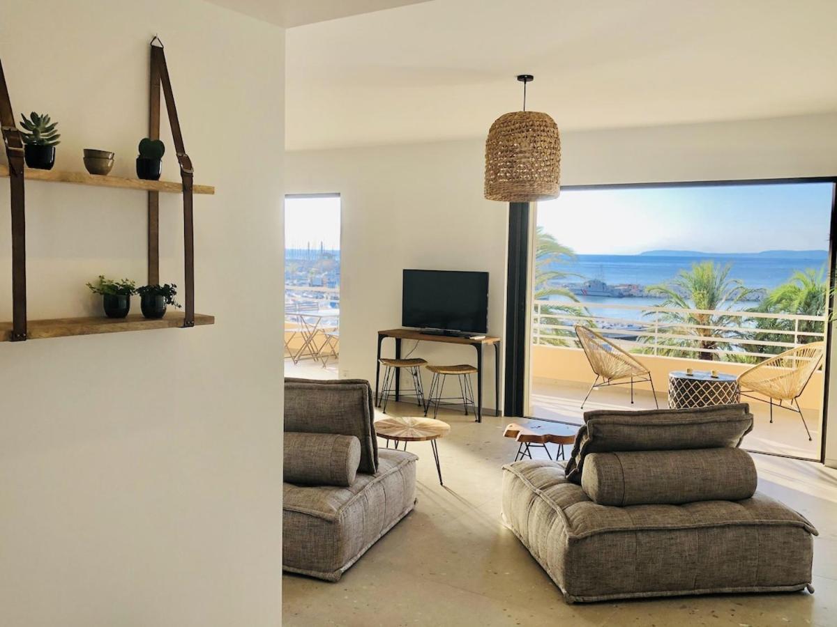 Appartement T3 Lumineux Traversant Totalement Neuf En Face De La Plage Front De Mer Vue Sur Les Iles Vue Mer Panoramique Assuree Residence De La Plage Centre Ville Du Lavandou 3Eme Etage Avec Ascenseur Appartement T3 Le Lavandou Exterior photo